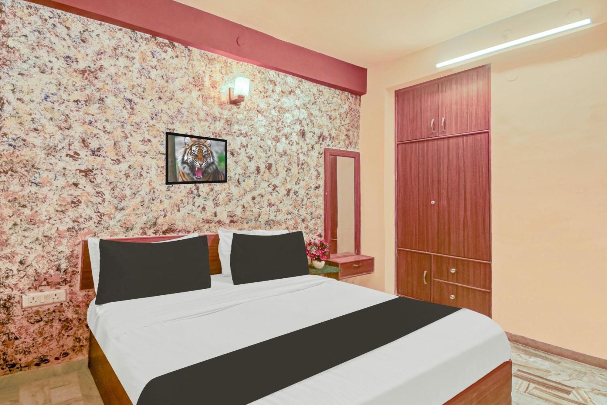 Hotel O The Blue Inn Jaipur Buitenkant foto